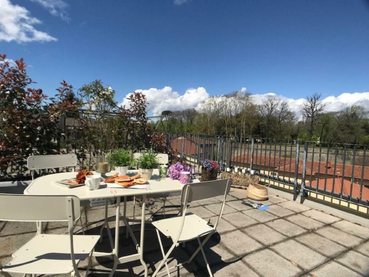 Latta Luxury Loft With Terrace Apartment Lucca Bagian luar foto